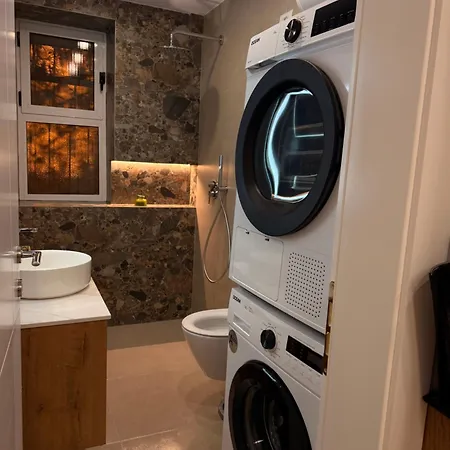 Nest Privé Tirana